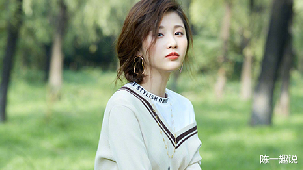 |早说了我们生活在虚拟世界，现在信了吧？ 哈哈哈