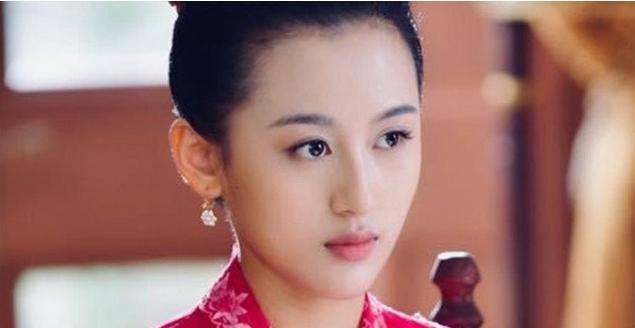 小娘惹|六位美女明星撑剧！热剧《小娘惹》开播口碑扑街，她们中最看好谁？