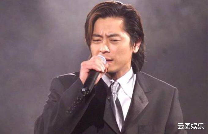 「王杰」57岁王杰跟粉丝要钱开演唱会,近照苍老落魄?本人回应:不忘初心