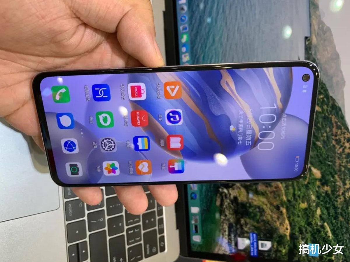 华为荣耀▲华为亮剑，跑分41万+5G双模+50倍变焦，不到两个月跌至2699元