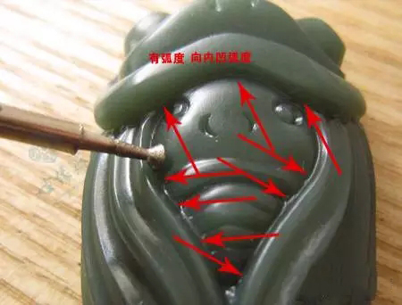 玉雕@玉雕作品的价值，除了玉材本身，还很大程度上仰赖于手工的工艺水平