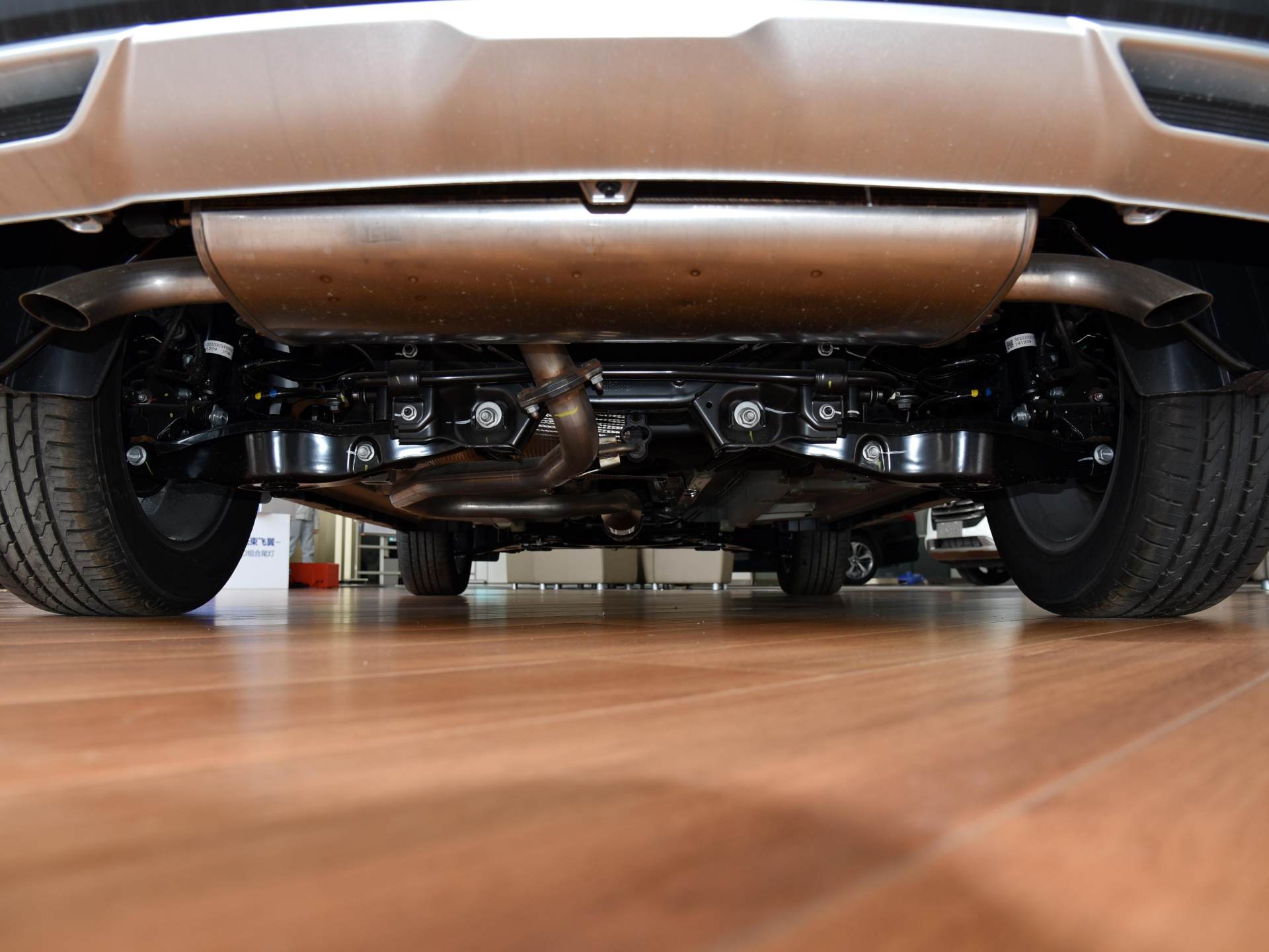 传祺GS4|目标“销量王”哈弗H6，1.5T+6AT，油耗6.8L，你心动了吗？