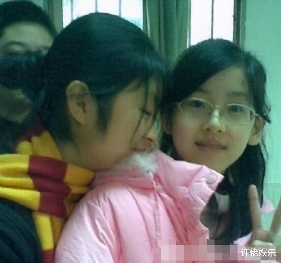 张一山|明星们的老照片，学生时的奶茶妹，童年时的张一山，你能认出来吗