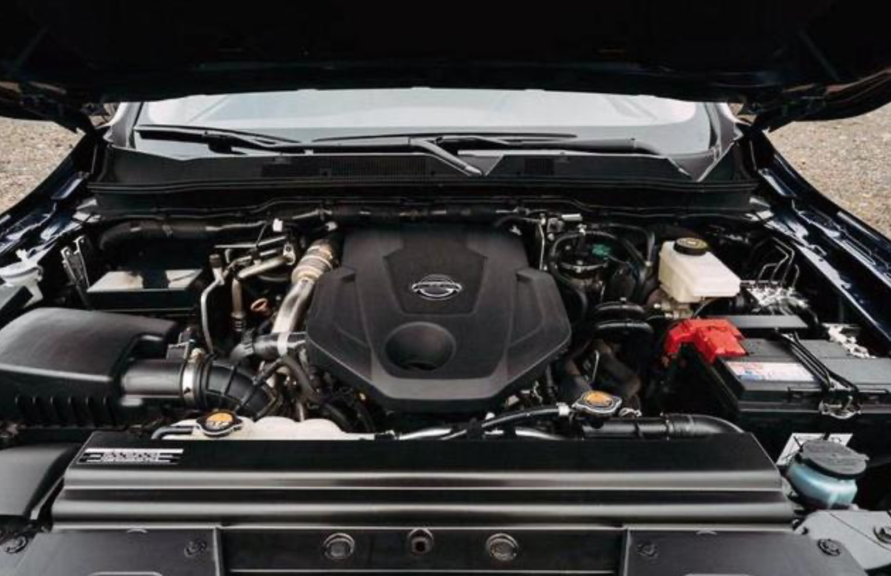 三菱欧蓝德|2021款纳瓦拉亮相,造型硬派脱困能力强,预售17万还买长城炮?