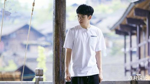 仝卓▲仝卓手写道歉信也没用!教育部已查到中学,看他态度似乎有靠山