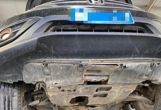 驴友|租车平台逼疯5驴友，3次妥协无果被困无人区：狼群出没无信号