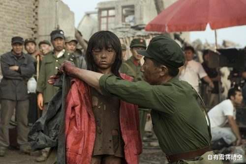 张子枫|张子枫高考第一个交卷,得知原因后,明白黄磊何炅为何喜欢她了