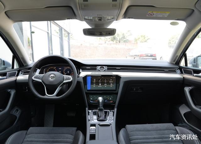 大众迈腾|预算20万买车，你会选凯迪拉克CT4，还是大众迈腾？