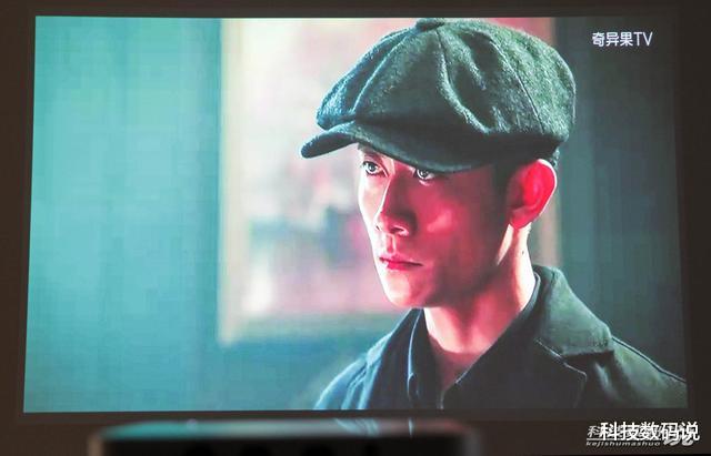 华为|家用投影要满足哪些条件才给力，ECARX F5S智能投影给你最好答案