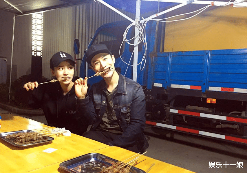 Angelababy|刚曝和黄晓明婚变，杨颖和男性玩到深夜？亲密合影流出：打扰了！