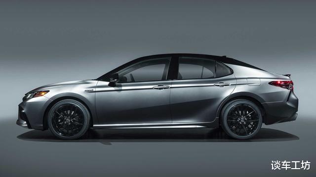 丰田凯美瑞|2021款凯美瑞正式曝光，颜值更高，安全系统升级，对手们怕了吗