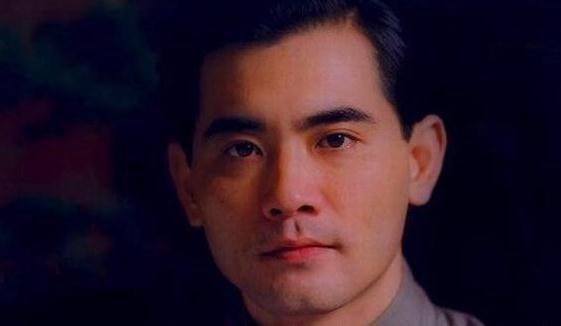 【赵文瑄】60岁美男子赵文瑄,30年没遇到爱情,至今单身与哥哥一家相依为命