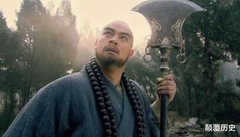 @武松被誉为水浒第一人，为何不是鲁智深？两人不在一个级别