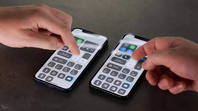 iphone12|终于知道为什么大部分人会选择iPhone12，而不是Mate40Pro了！
