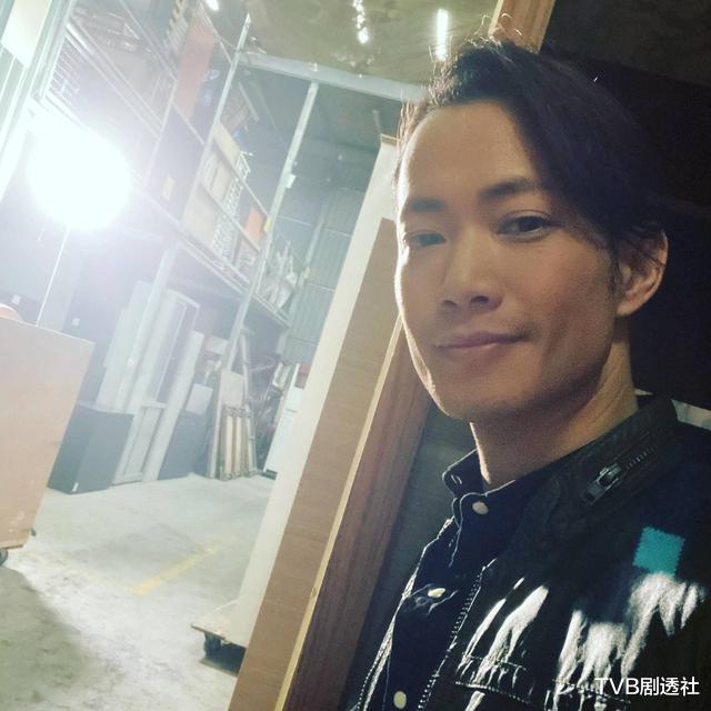 TVB@留不住人!39岁TVB御用老外宣布离巢,今年已有多位艺人选择离开