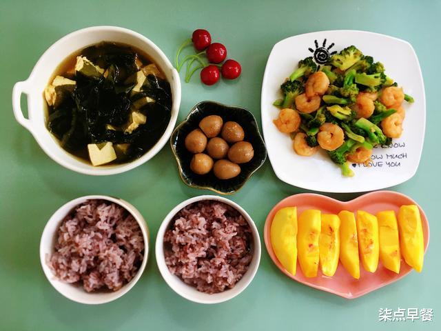 「西瓜」天气这么热，你还在坚持吃早餐吗？一周的早餐这样搭吧