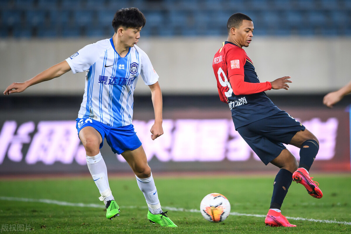 中超|3-1！力斩冠军队！前中超亚军陷入重组，3名外援已离队土帅大练兵