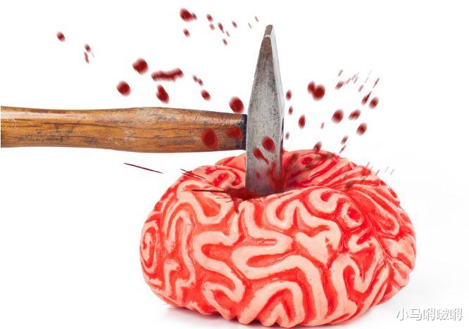 [肝脏]56岁男子，突发脑溢血，抢救后留下偏瘫，这东西再好喝，也尽量少碰