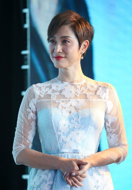 陈法蓉|陈法蓉：为刘德华退赛环球小姐，4段感情坎坷，54岁现状如何