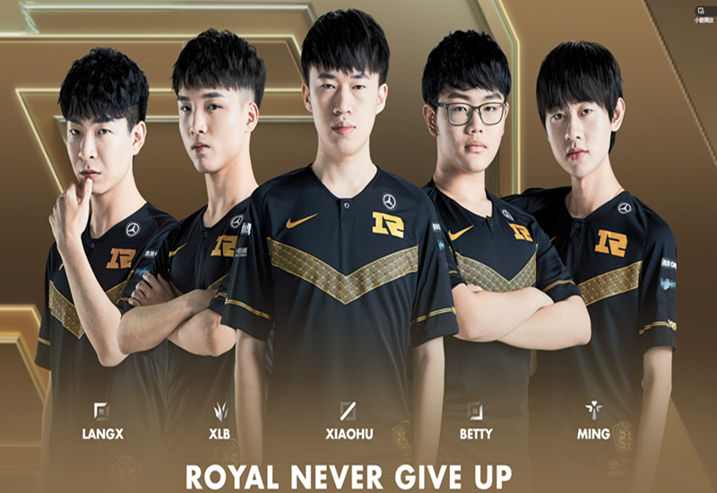 Uzi@一场比赛三个热搜，Uzi再次被迫登上热搜，“猪狗大战”成了最佳下饭局！