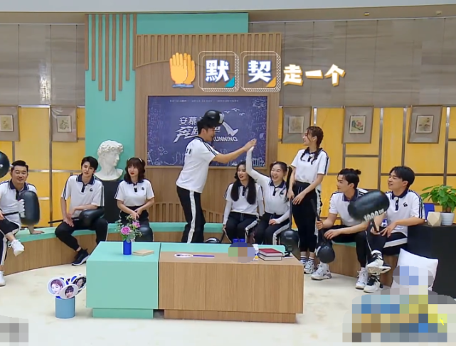 金靖|跑男回答baby特点,李晨金靖脱口而出同样的话,这下全国都知道了