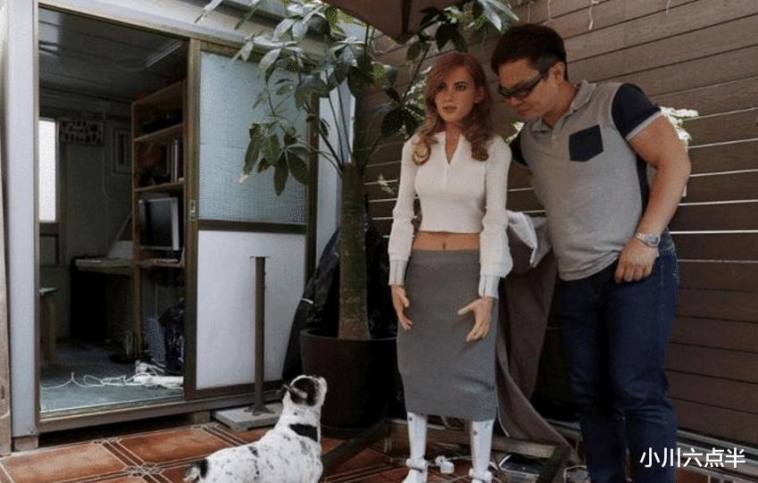 机器人■日本女性机器人“爆火”,功能强大却备受争议?无非是这三个问题