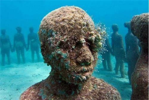 外星人■重大发现: 深海世界有“类人类生物”? 疑似外星人的后裔！