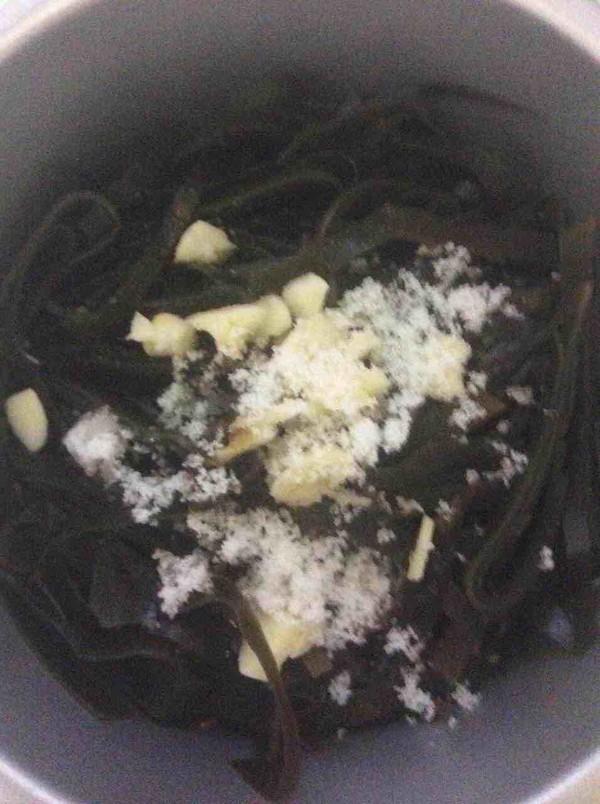 海带@很多人都不知道这个事情,在喝酒时不能作为下酒菜,是很危险的