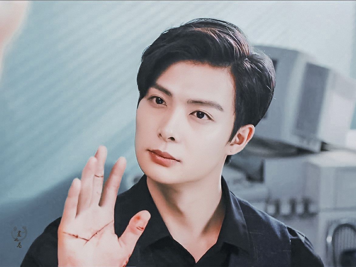 张铭恩@徐璐被分手事先不知情？张铭恩和胡冰卿的声明，都是张庭玩剩下的