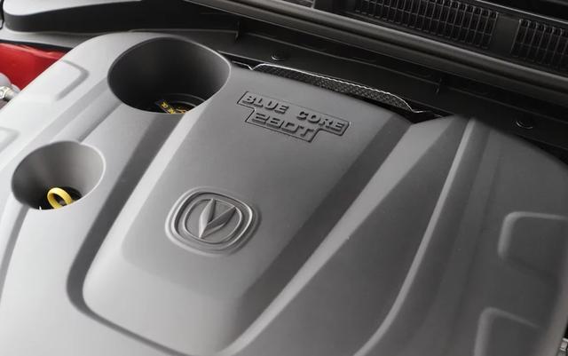 「长安汽车」长安彻底爆发，轴距2米7配主动刹车，上市1个月销量破万，6.6w起