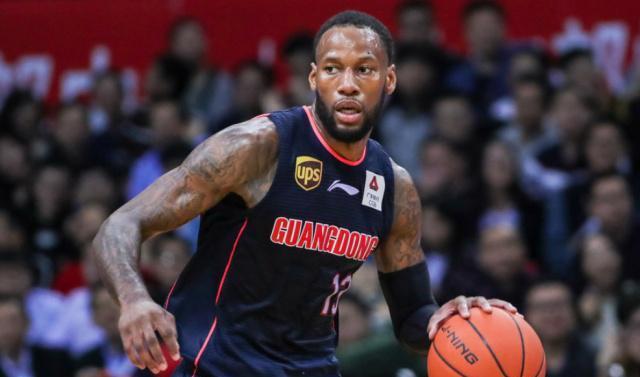 广东男篮|官宣！易建联伤情公布，杜锋难辞其咎，祝早日康复