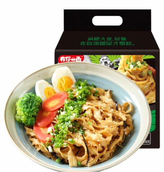 泡面|康师傅也开始慌了，泡面界的“劳斯莱斯”诞生，价格亲民还回味无穷