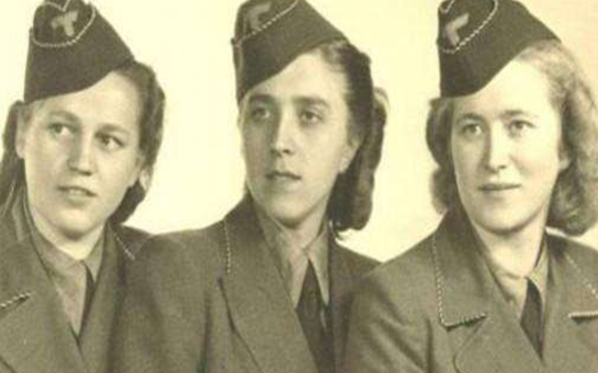 「苏联」德军到底对40万苏联女兵做了什么?导致苏军疯狂报复200万德国女性