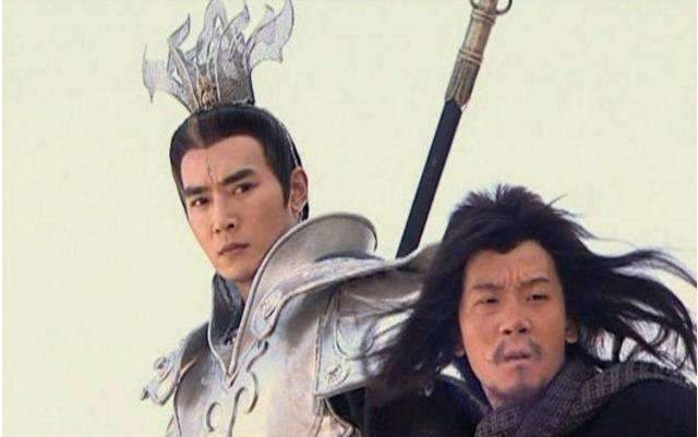 哮天犬|“二郎神”胡子花白老态十足，“哮天犬”却成不老男神，还获得影帝