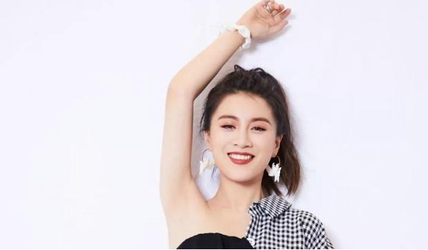 爱奇艺|她参加《好声音》走红，嫁给爱奇艺副总裁，如今生活很幸福