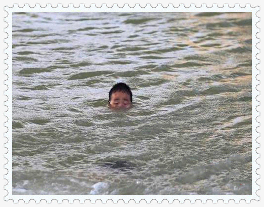 池塘|孩子河边玩耍落水,妈妈施救溺亡,让我果断打消独自带娃钓鱼计划