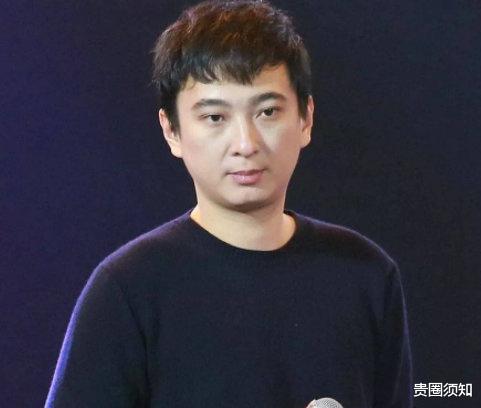 郑爽|郑爽被官媒痛斥：代孕弃养践踏底线，王思聪朋友圈点评：她脑子有问题