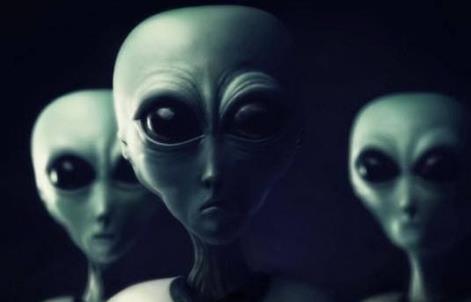 登月■为何UFO总坠毁在国外，中国却很少耳闻，外星生物都针对美国？
