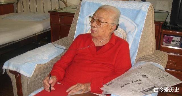 『陈赓』陈赓去世早，夫人傅涯却培养出3个将军，74岁为何又去了趟台湾？