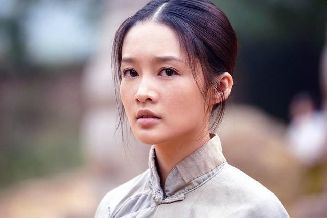 「」妻子唯一遗愿，让丈夫续丫环为妻，丈夫含泪答应，却成了毕生大错