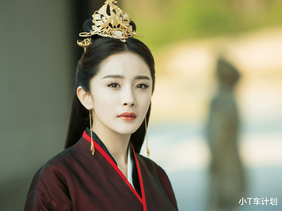 【杨幂】曾是快递员的他被杨幂一眼相中，30岁出道，如今红的一塌糊涂