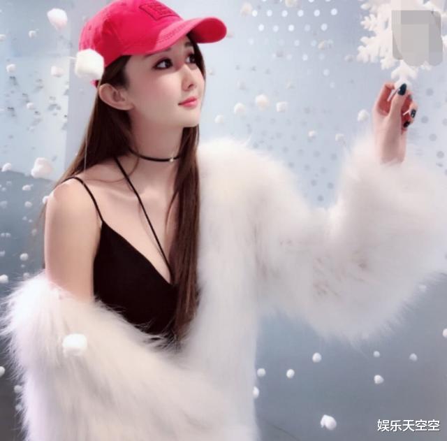 【文梦洋】她被称“烂片女王”，出道13年不火，如今却靠身材火了