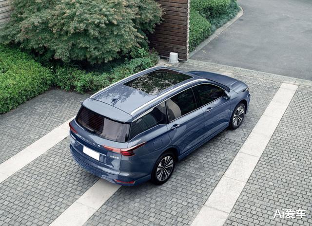 奔驰G级|MPV界又一新贵，长远超4米8比奥德赛大气，一身精品异响接近0