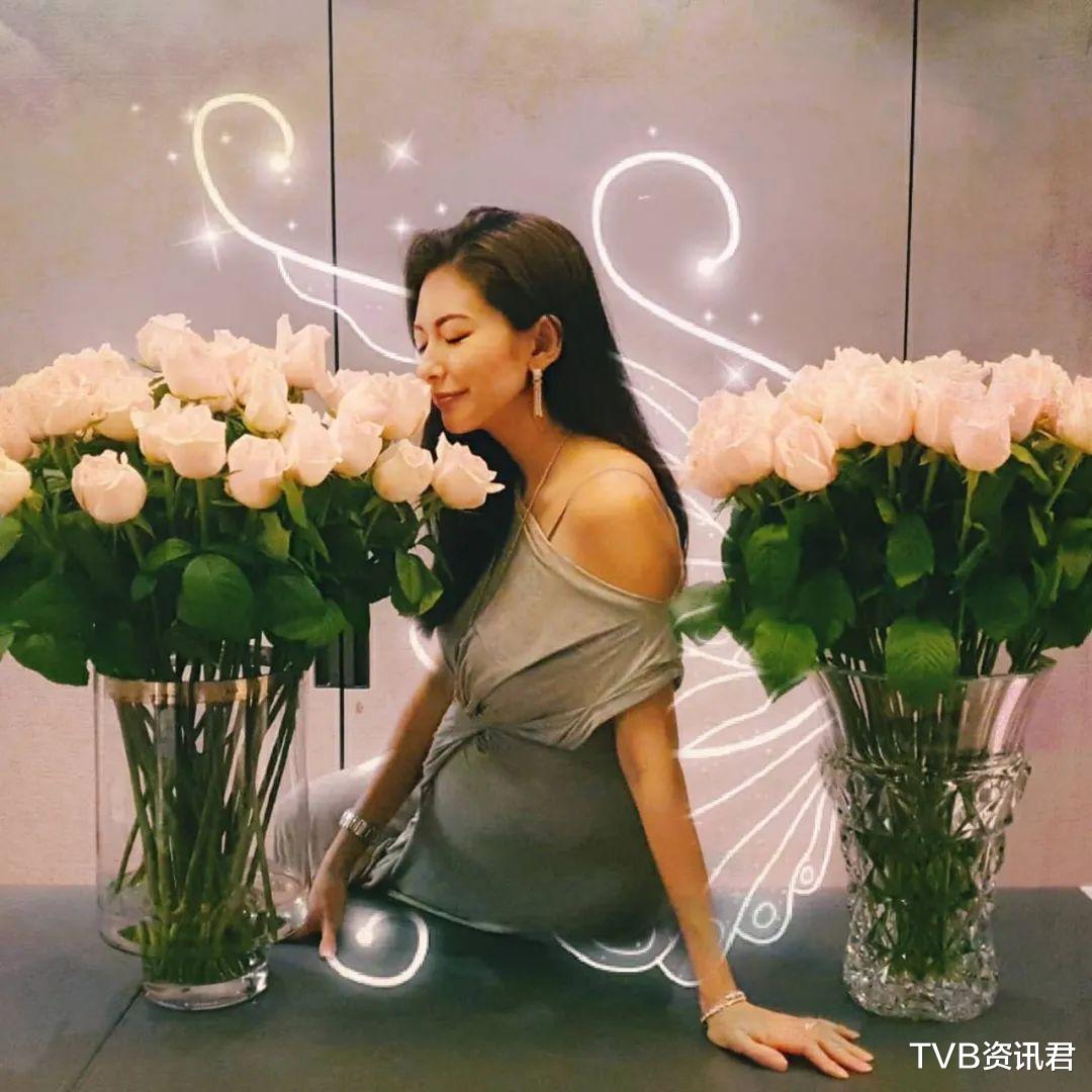 恭喜！38歲香港人氣女星三年抱兩，曬五個月孕肚宣佈再度有喜-圖3