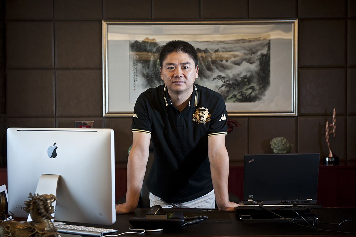 [阿里巴巴]马云，刘强东相继退位，相忘于江湖，一个功成身退，一个晚节不保