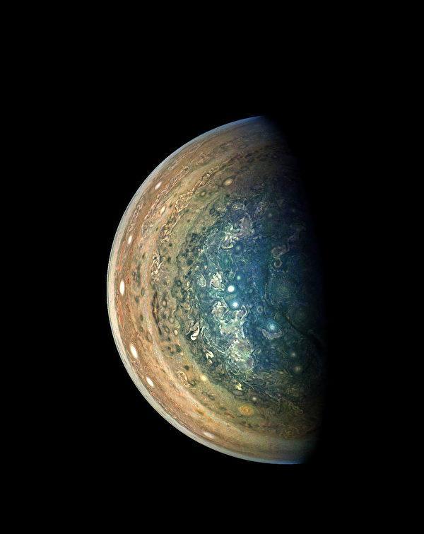 「木星」木星的大红斑怎么了？