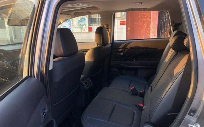 三菱欧蓝德|15.8万提三菱欧蓝德，开了三个月的感受，每一处空间都恰到好处！