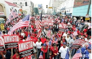 #美国#局势反转！美国群众要把黑人赶出美国？暴乱变成“内战”！