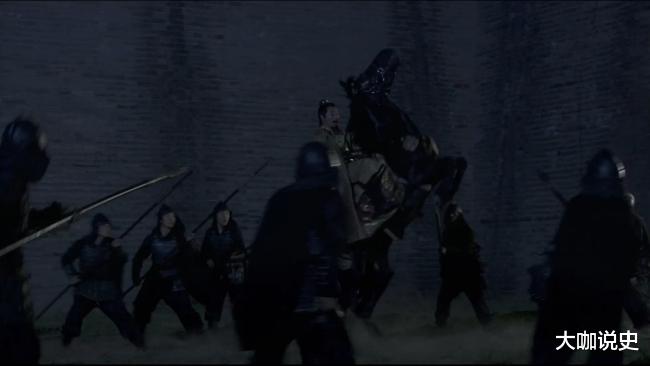 『李世民』行刑前，李世民看到囚犯脖子上的“胜”字，急忙道：刀下留人！