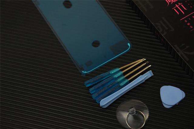 「电池」苹果新机不用年年买，iPhone 8P还能在用2年，电魔术电池换新体验